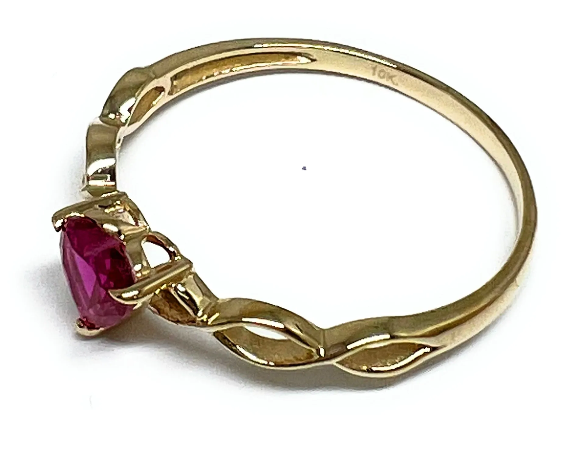 10k Solid Gold Heart Red CZ Ring (FC 155)