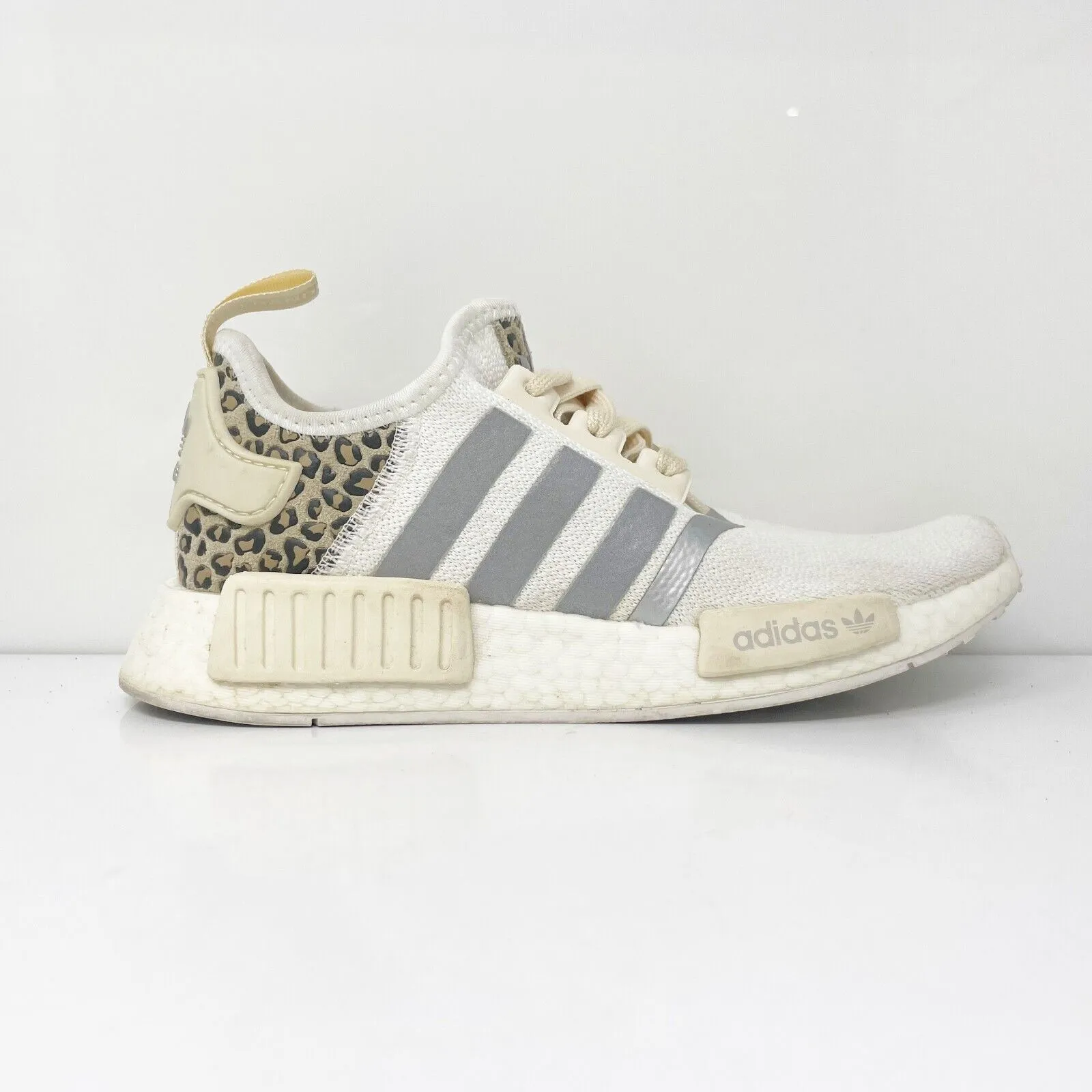 Adidas Womens NMD R1 FZ1018 White Running Shoes Sneakers Size 6.5