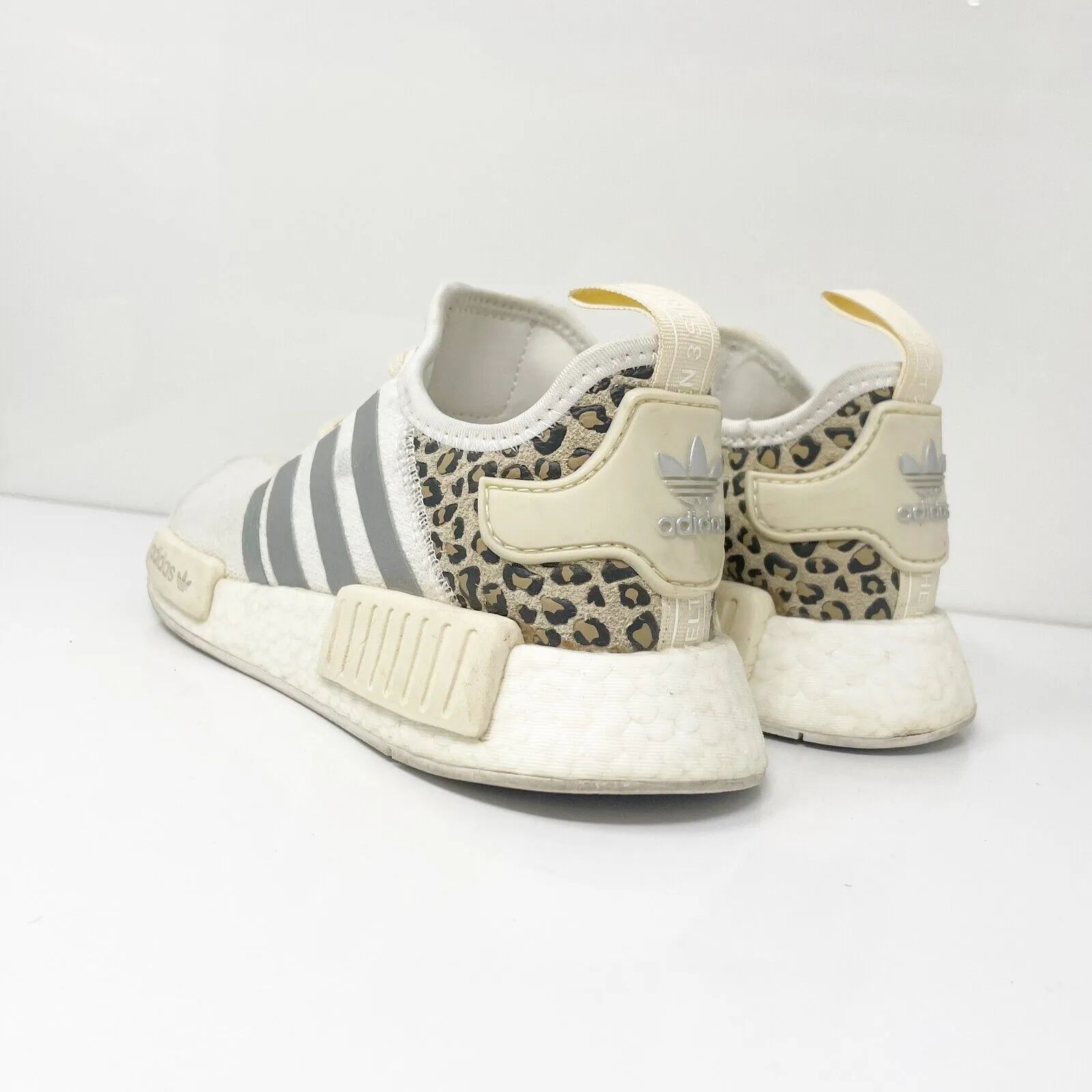 Adidas Womens NMD R1 FZ1018 White Running Shoes Sneakers Size 6.5
