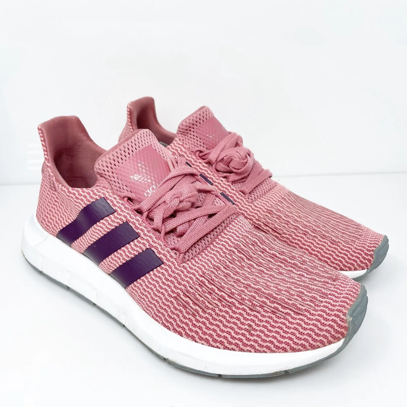 Adidas Womens Swift Run B37718 Pink Running Shoes Sneakers Size 8.5