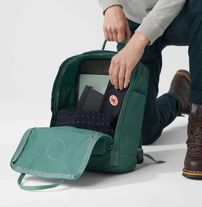 backpack Fjällräven Kanken - 663/Apple Mint