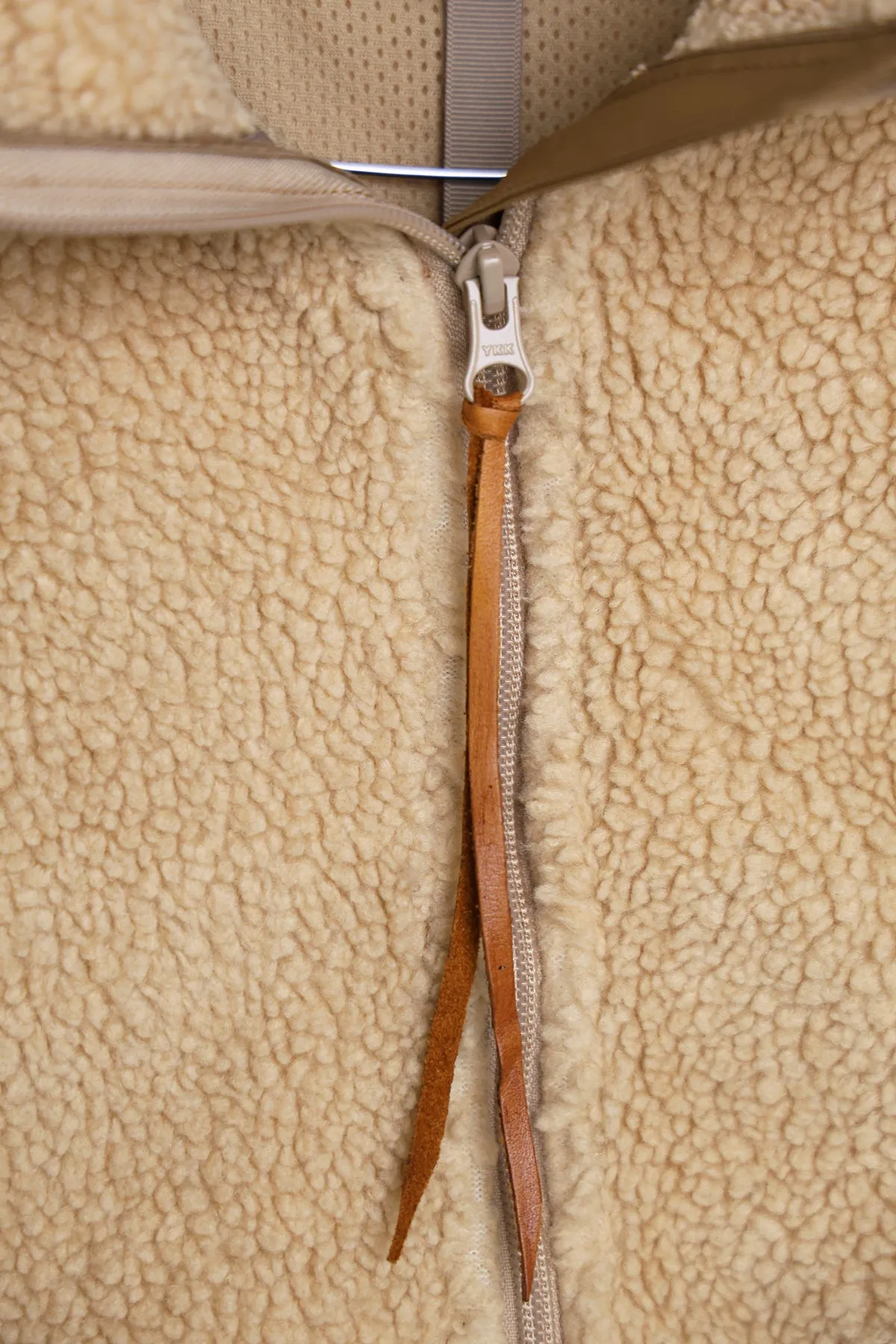 Boa Fleece Vest - Camel
