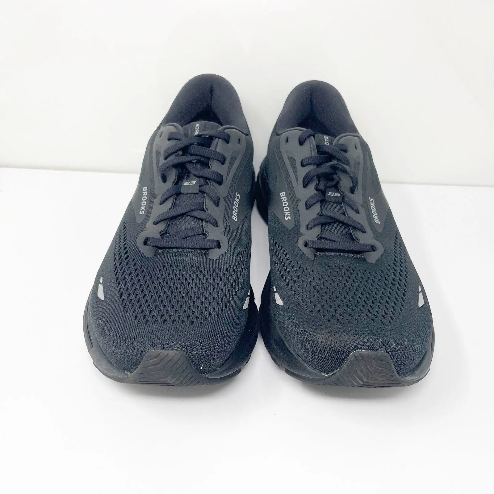 Brooks Mens Adrenaline GTS 23 1103911D020 Black Running Shoes Sneakers Size 11 D