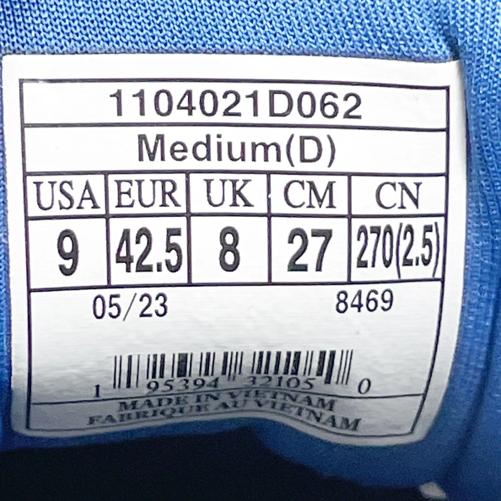 Brooks Mens Cascadia 17 GTX 1104021D062 Blue Running Shoes Sneakers Size 9 D