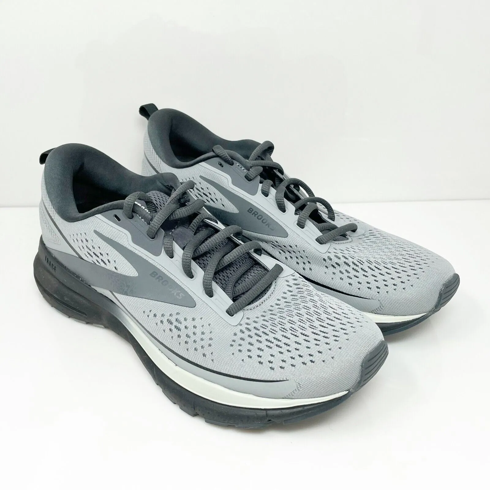 Brooks Mens Trace 3 1104121D049 Gray Running Shoes Sneakers Size 8 D