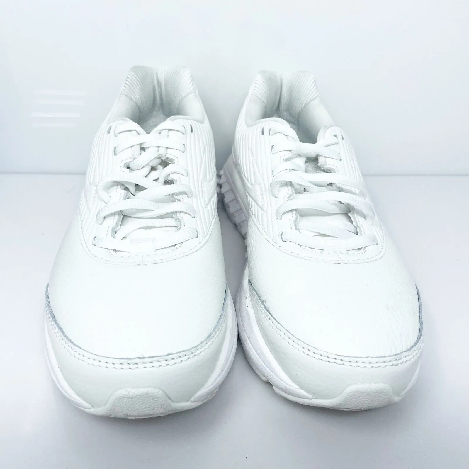 Brooks Womens Addiction Walker 2 1203071B142 White Running Shoes Sneakers Sz 6 B