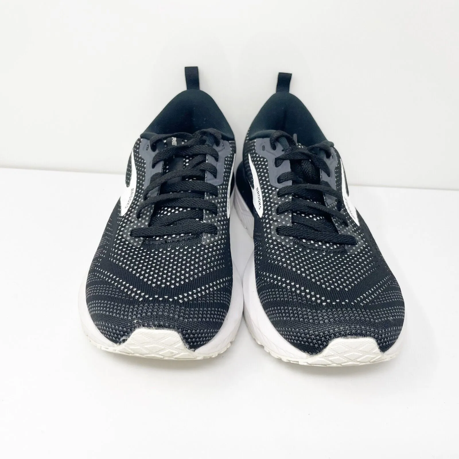 Brooks Womens Revel 6 1203861B012 Black Running Shoes Sneakers Size 8.5 B