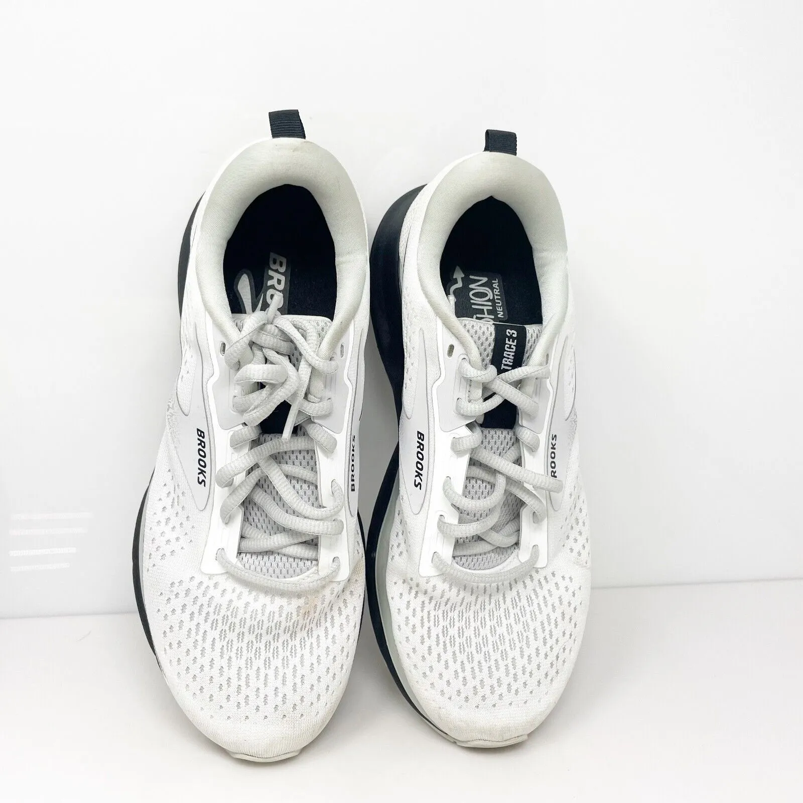 Brooks Womens Trace 3 1204011D191 White Running Shoes Sneakers Size 8.5 D