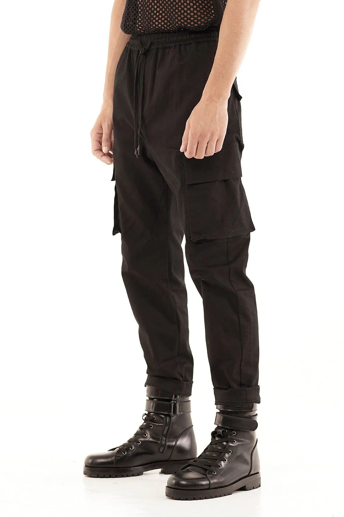 CARGO CLIMBING PANTS IN BLACK