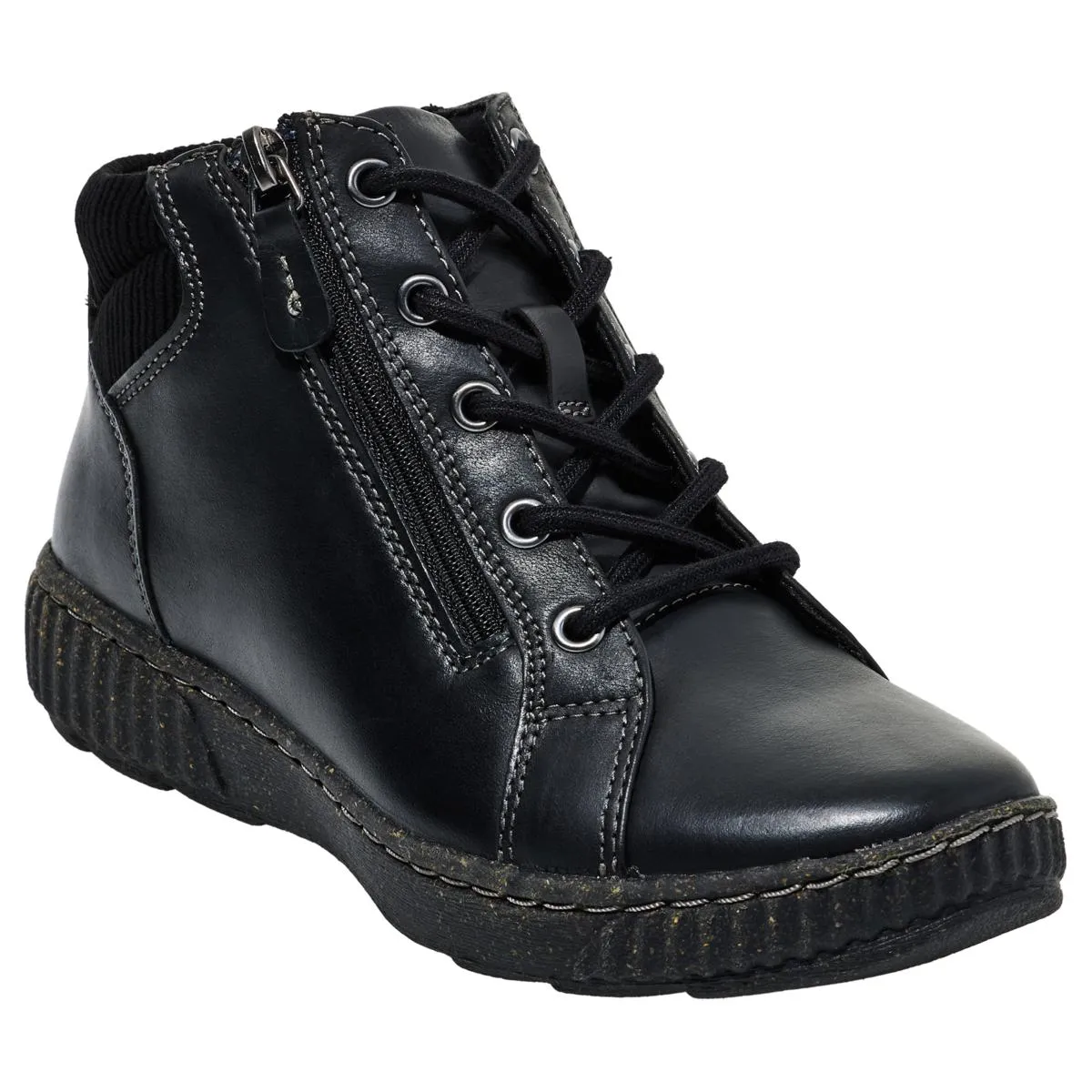      Clarks Collection Caroline Park Heritage Casual Ankle Boot     