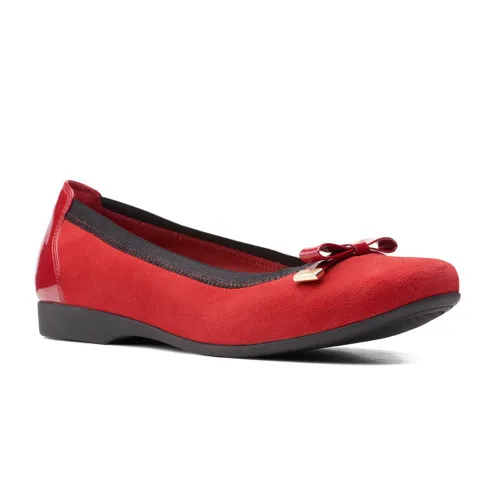 Clarks Women's Un.Darcey Bow - Red Suede 