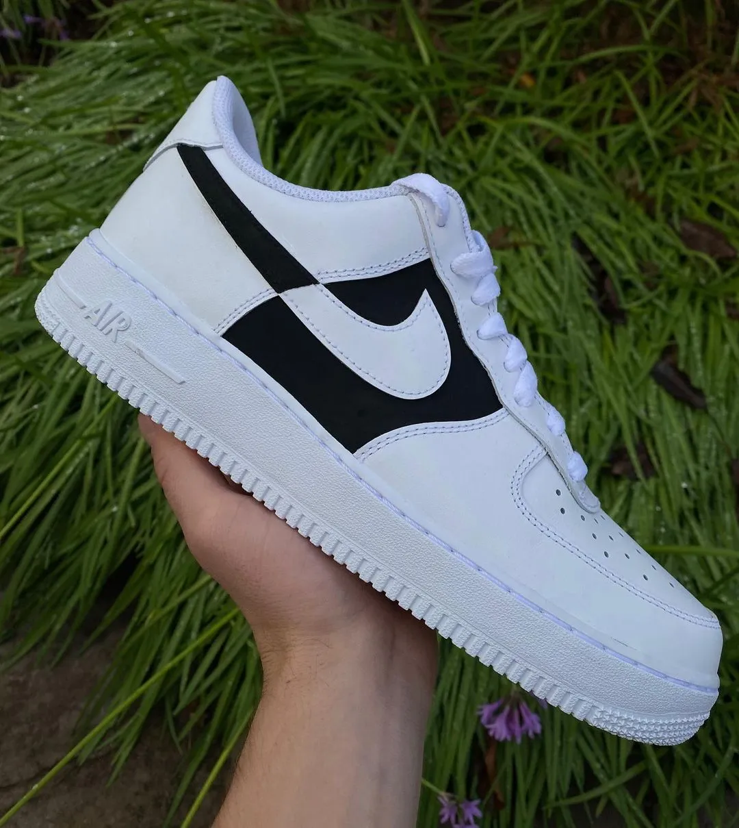 Custom Nike Air Force 1 BLACK PAINT