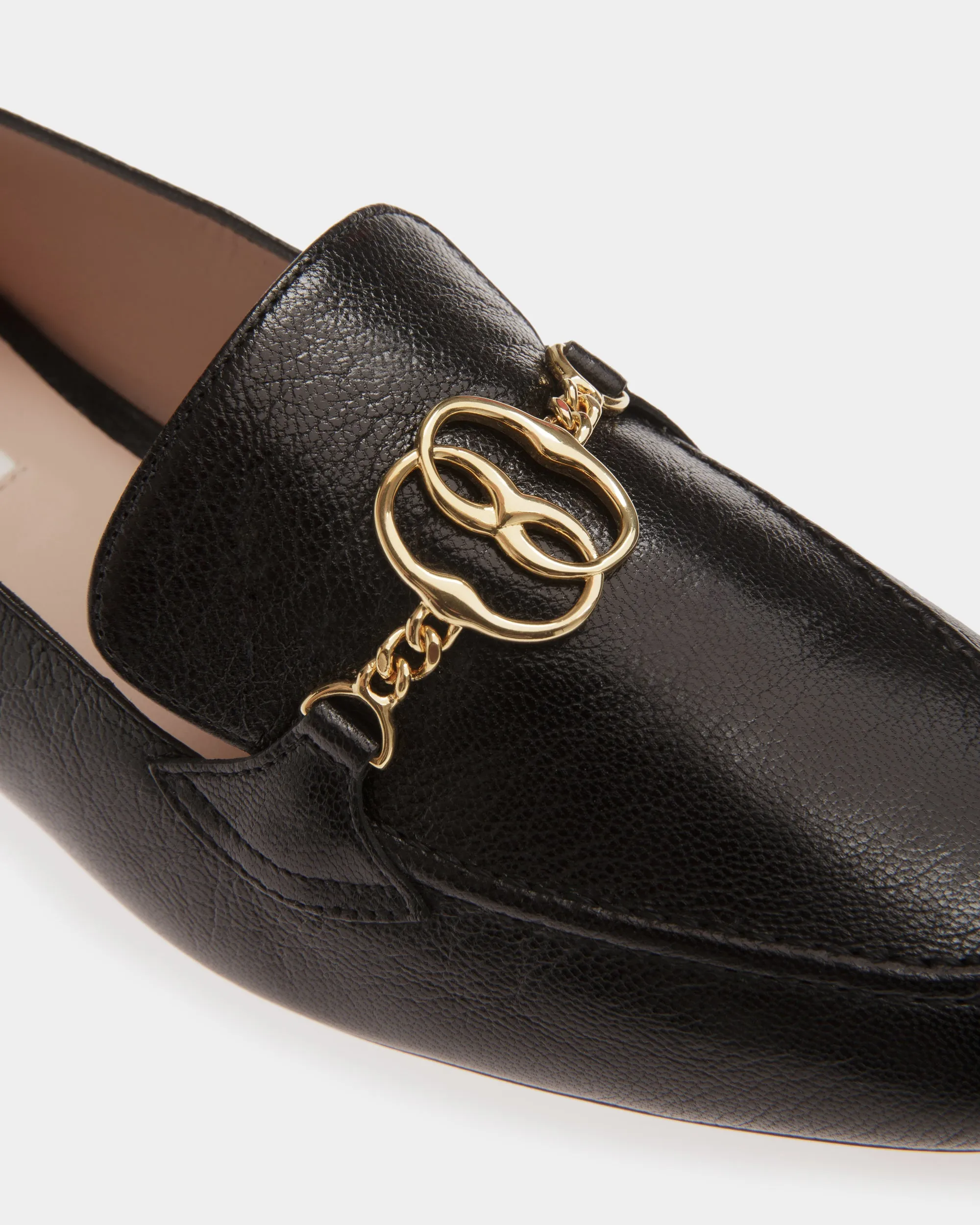 Daily Emblem Loafers In Black Leather