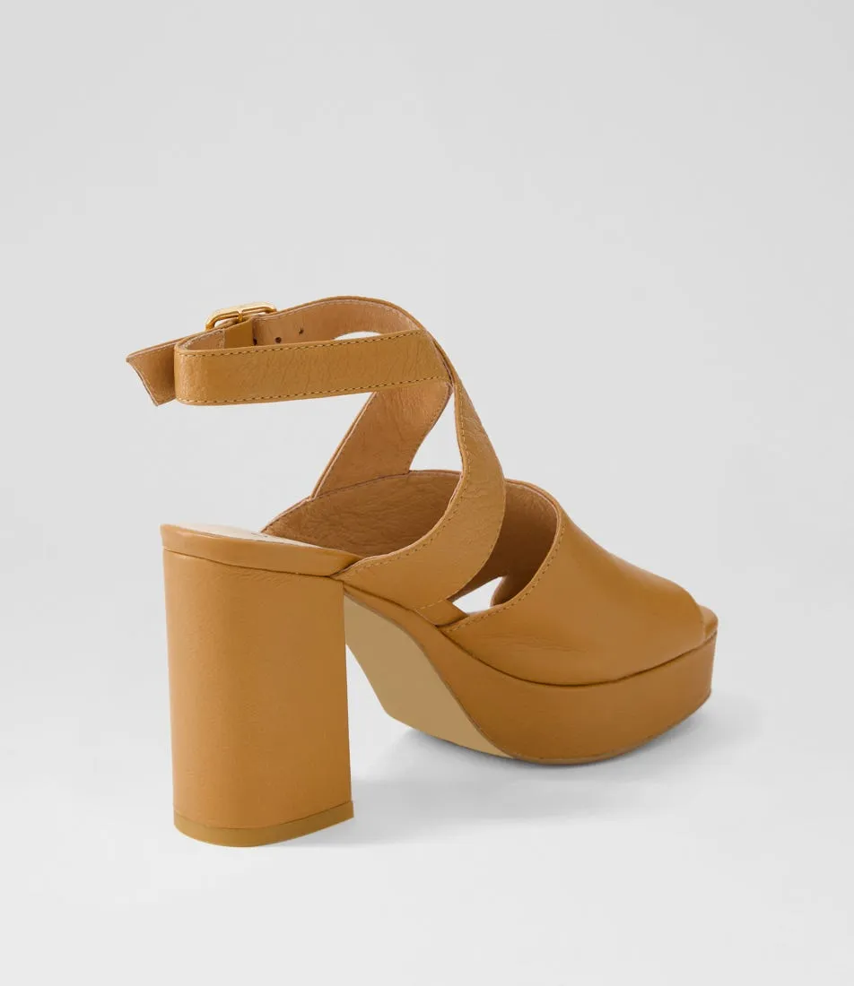 DJANGO & JULIETTE Ojulie Dark Tan Leather Sandals