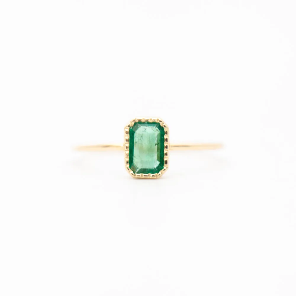 Emerald-Cut Green Emerald Wisp Ring