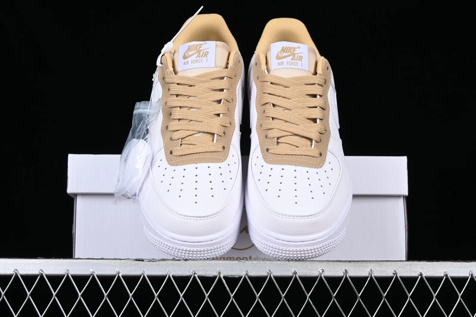 Fragment design x Nike Air Force 1 07 Low White Light Brown Gold TT0801-603