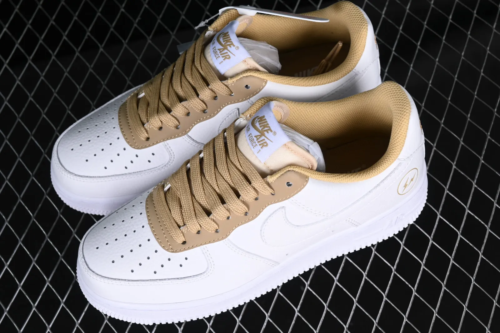 Fragment design x Nike Air Force 1 07 Low White Light Brown Gold TT0801-603