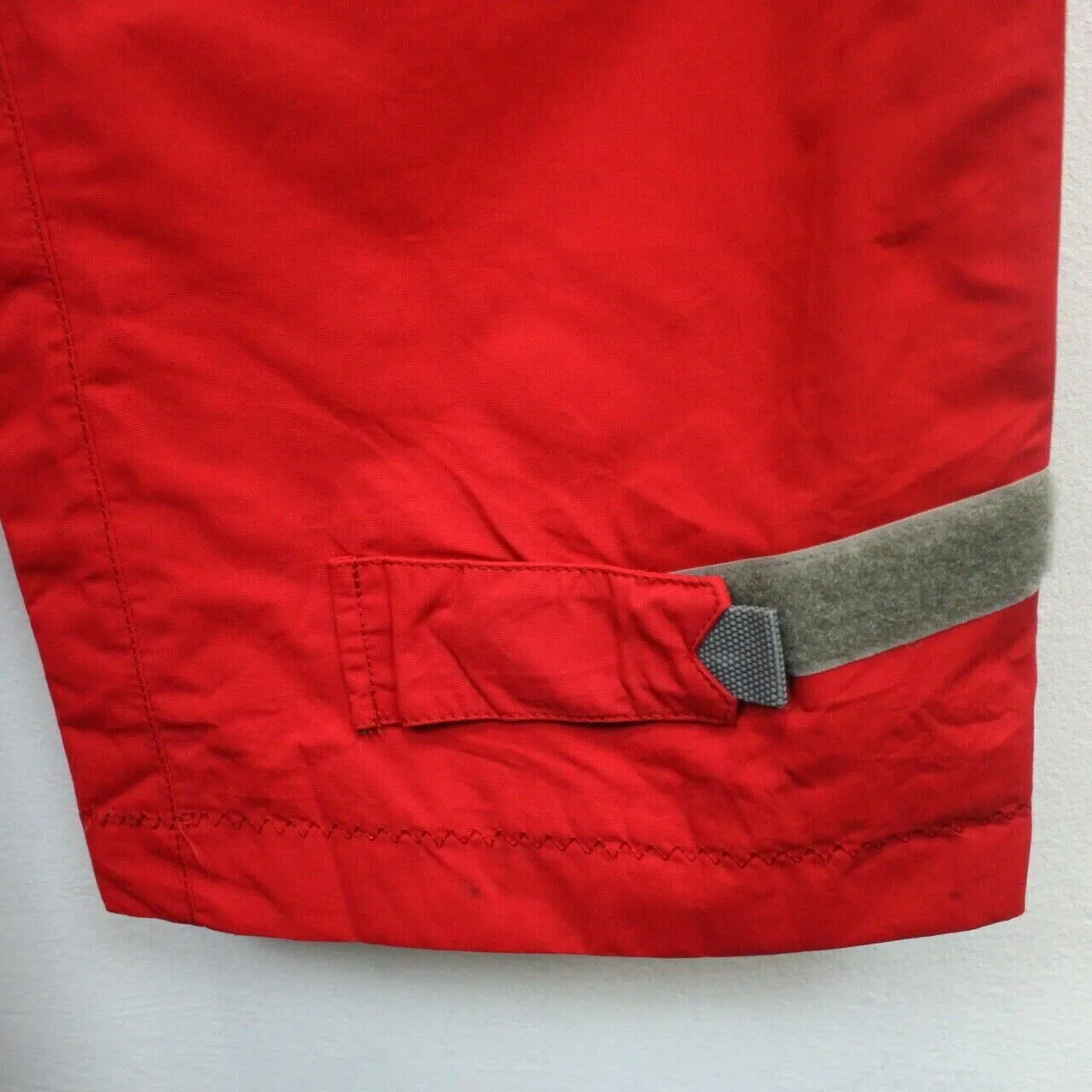 HELLY HANSEN 90s Dungarees Red | Medium