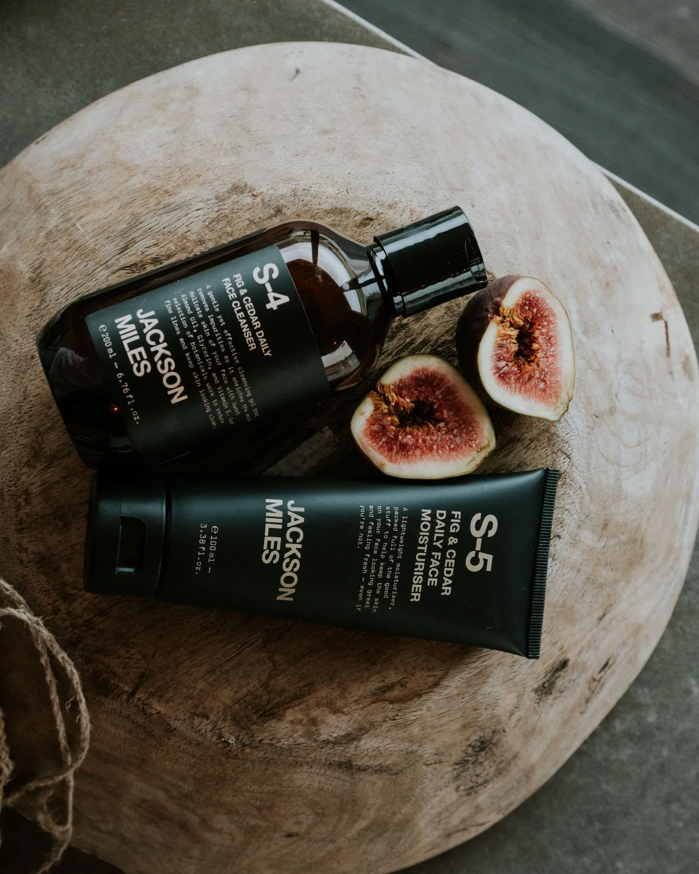 Jackson Miles S-4 Fig & Cedar Gentle Face Cleanser 200Ml - Black | SurfStitch