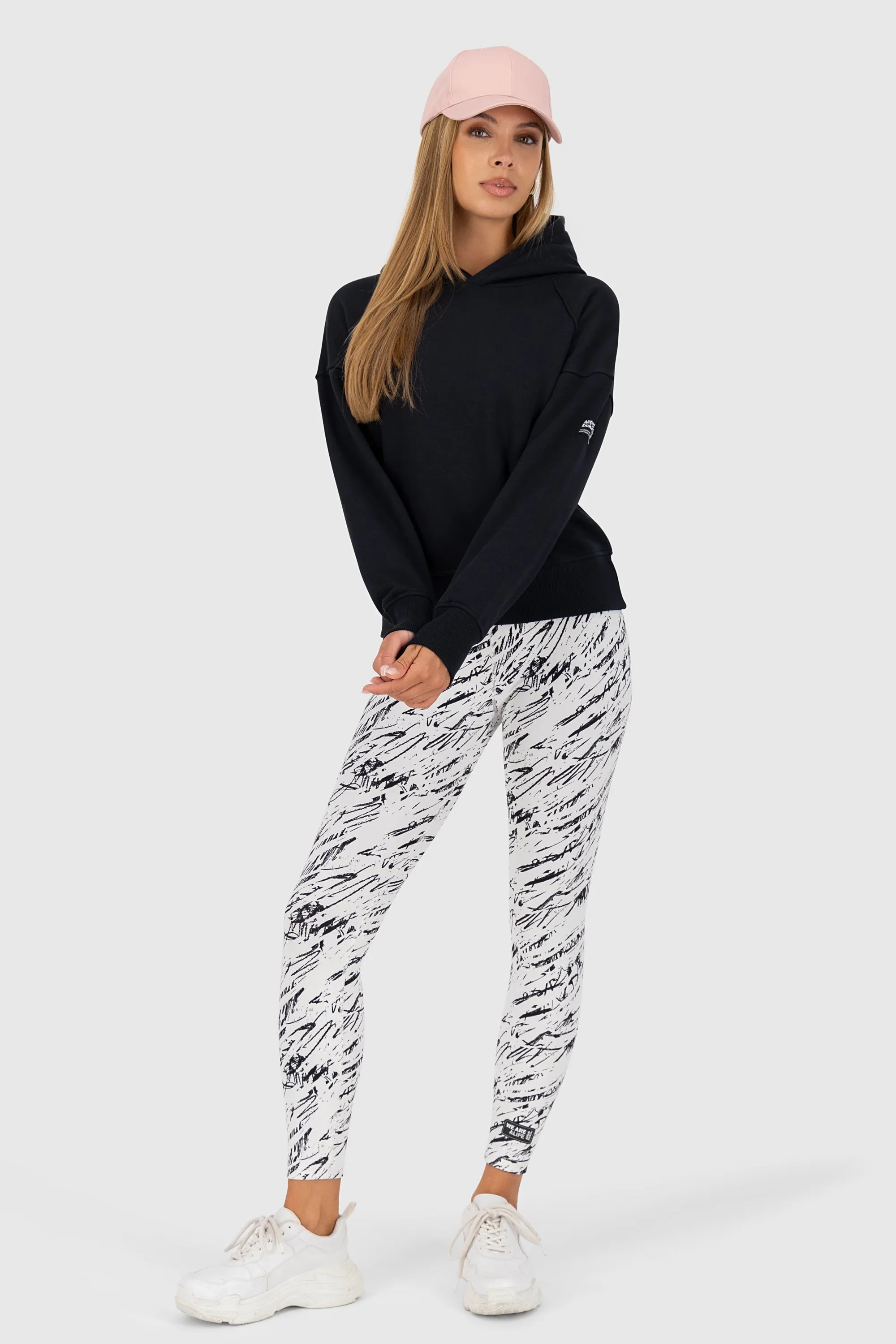 JessyAK A Hoodie Schwarz
