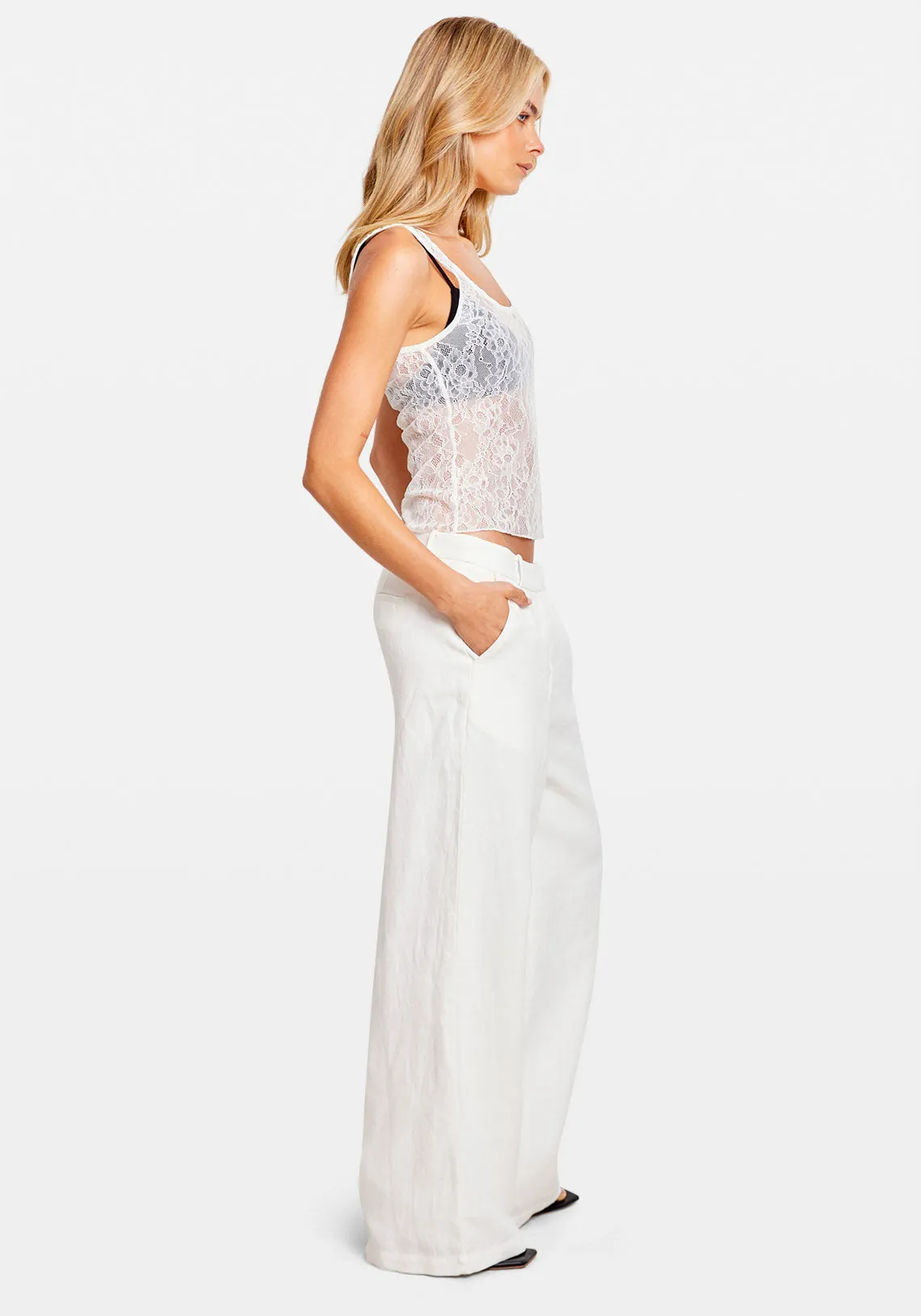 LACE SCOOP TANK WHITE