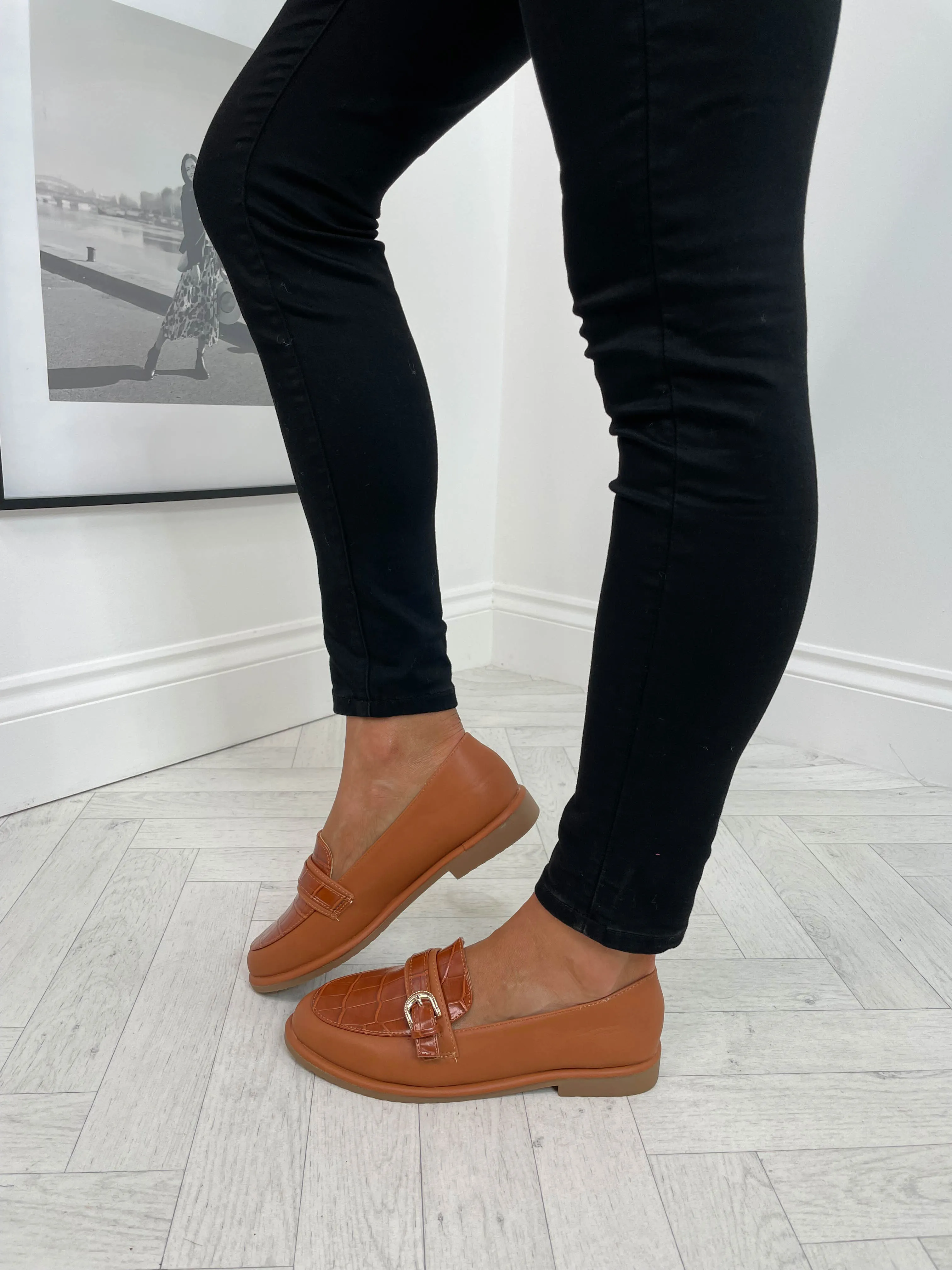 Lois Loafers - 2 Colours