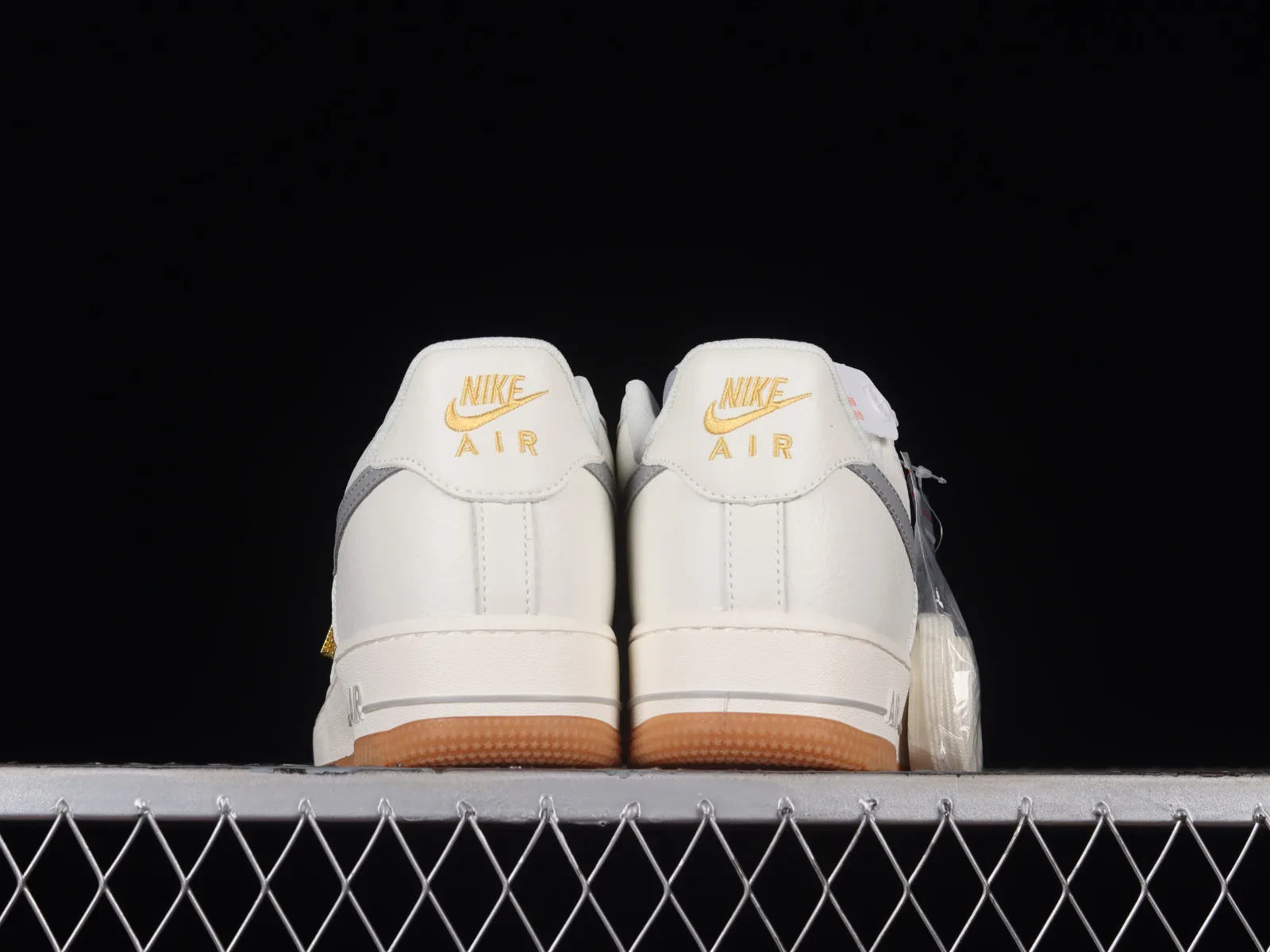 Nike Air Force 1 07 Low Cream Light Grey Gold ML2022-115