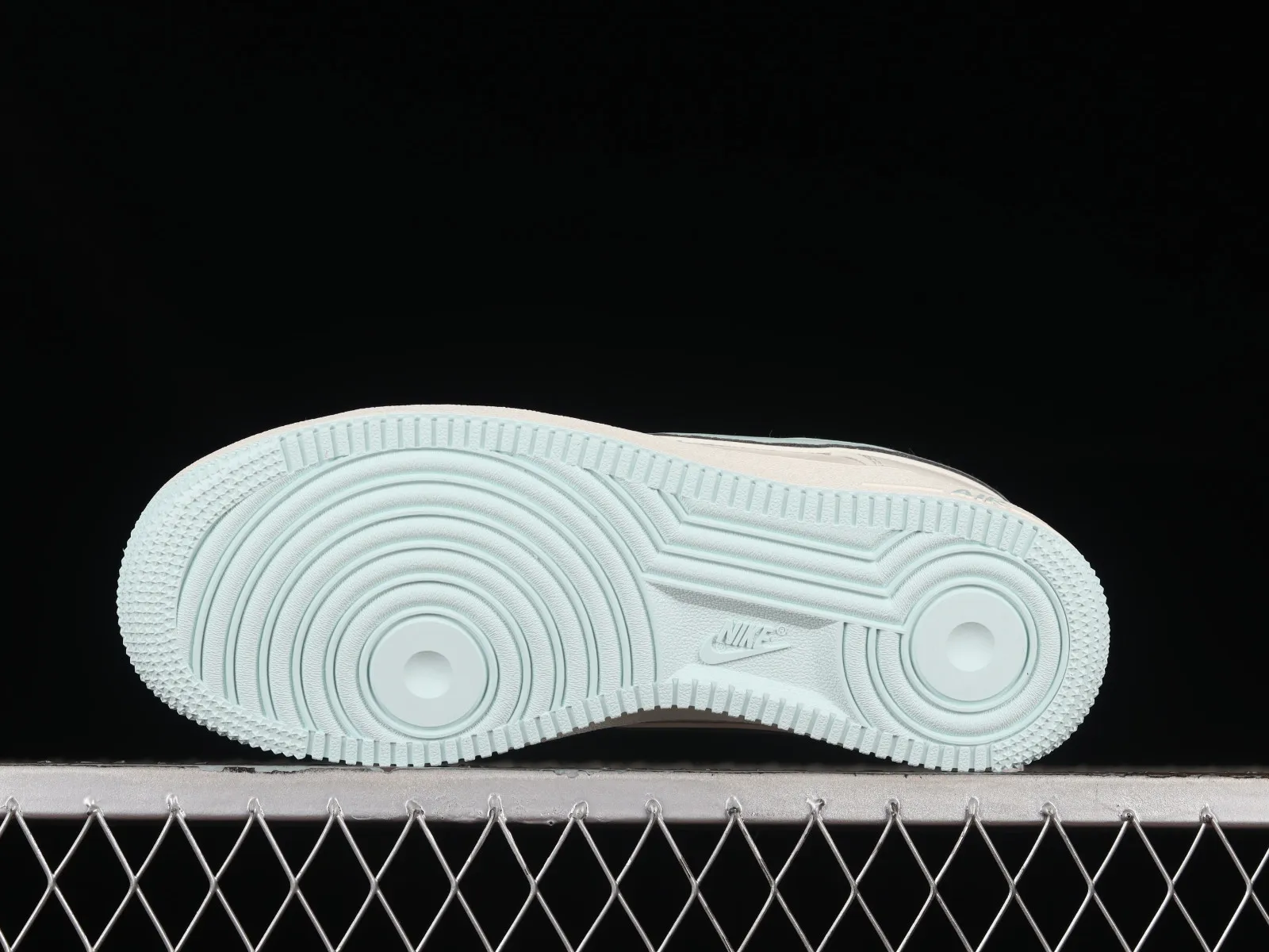 Nike Air Force 1 07 Low Off-White Ice Blue GL6835-011