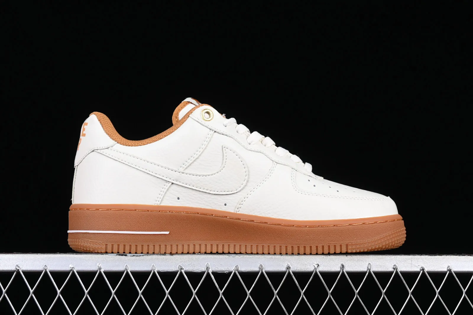 Nike Air Force 1 07 Low Orange Brown White Gold BS9055-742