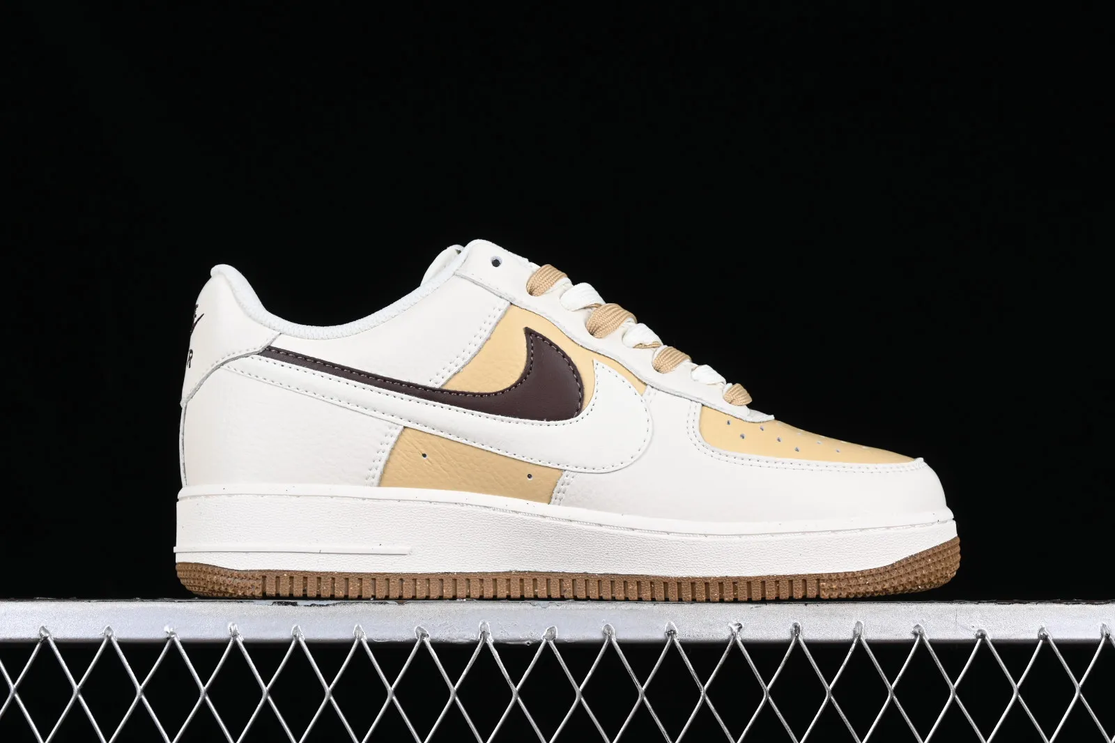 Nike Air Force 1 07 Low Rice White Brown Yellow CC2569-011