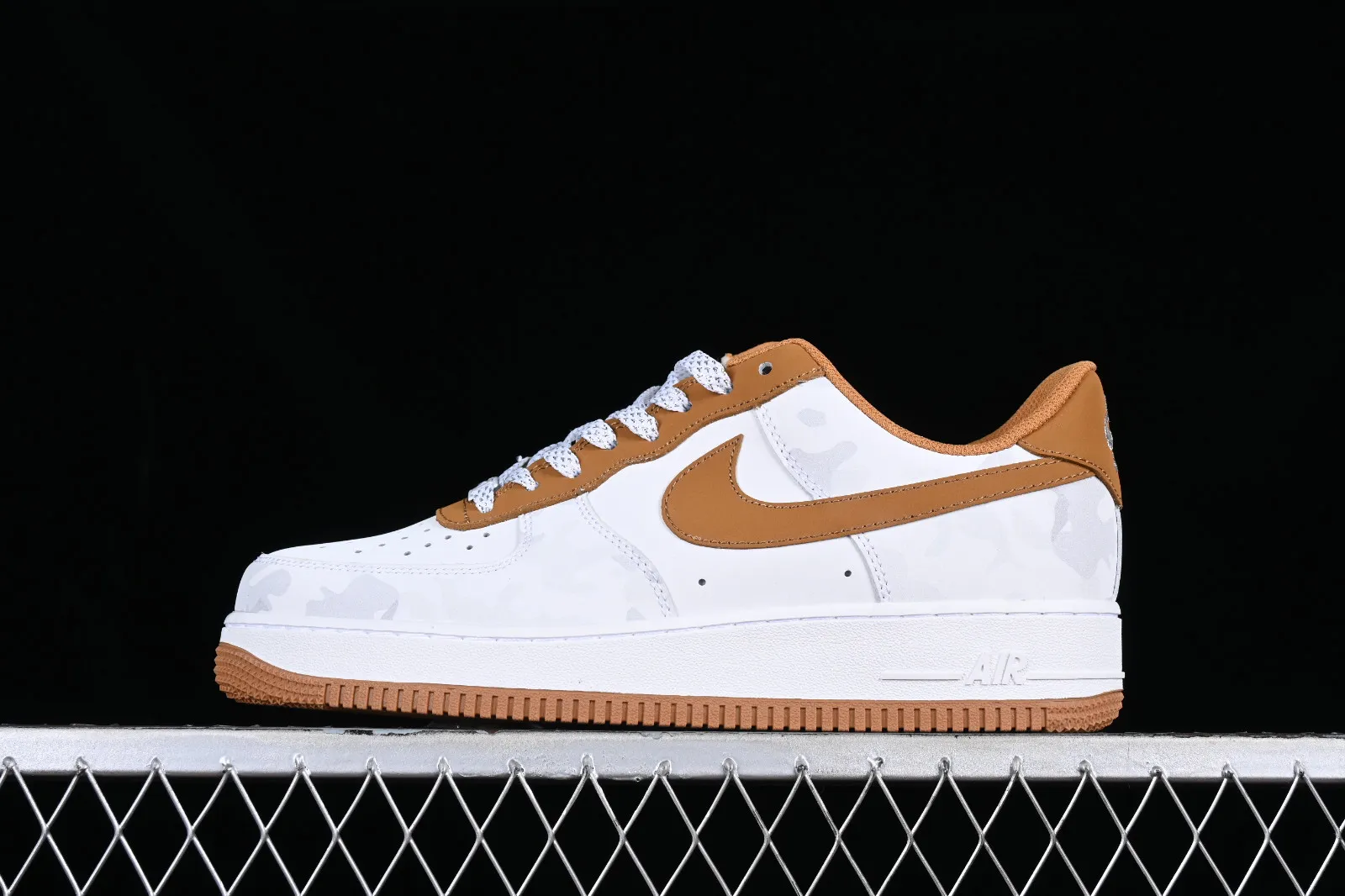 Nike Air Force 1 07 Low White Brown Grey DV1588-003