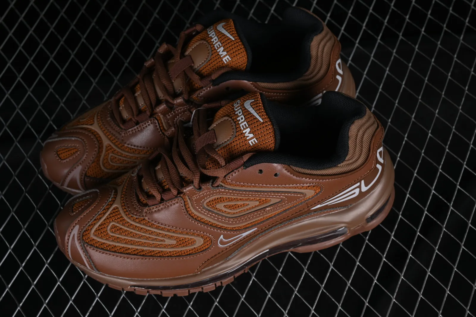 Nike Air Max 98 TL Supreme Brown DR1033-200