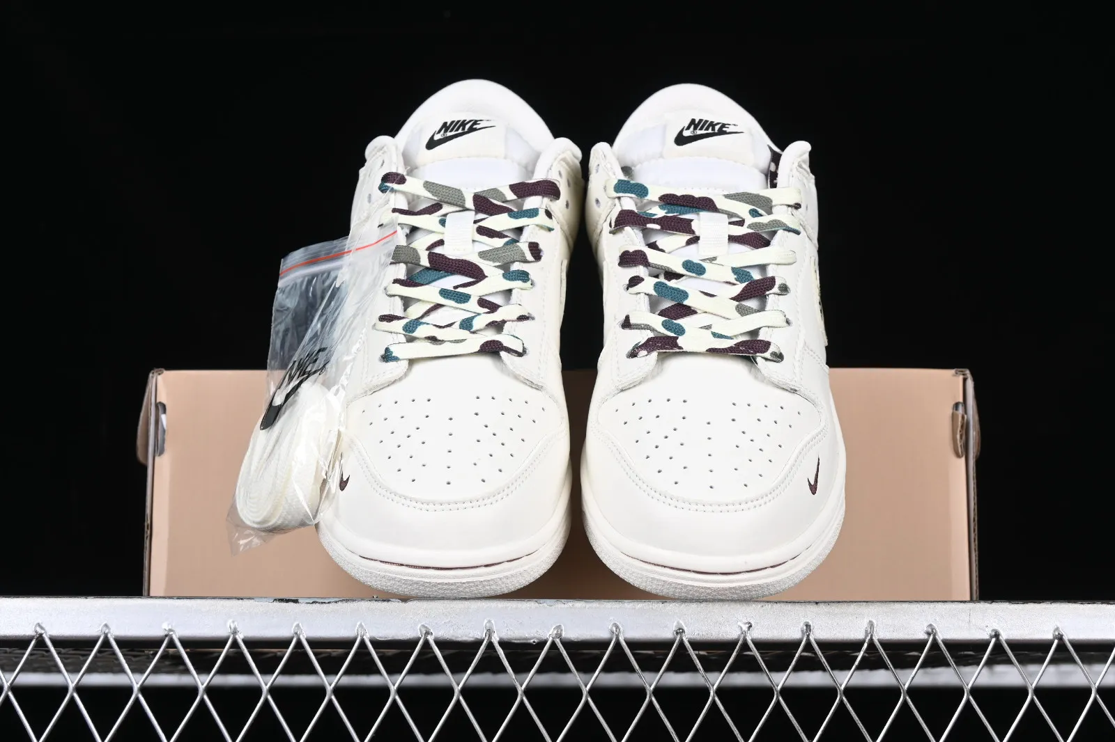 Nike SB Dunk Low Off White Green Brown DD1391-110