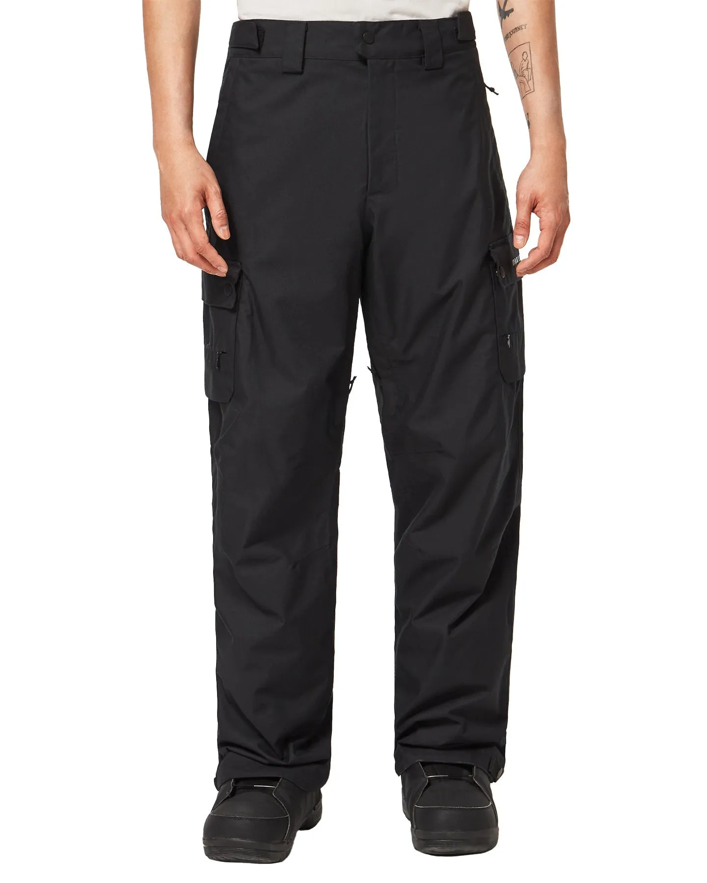 Oakley Pivot Cargo Shell Pant - Blackout - 2024 | Shop Snow Pants & Suits at Trojan Wake Ski Snow & Snow Skiers Warehous