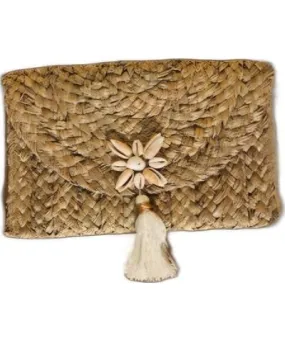 Ohsun Women's Neutrals / White Mimi Shell & Straw Clutch