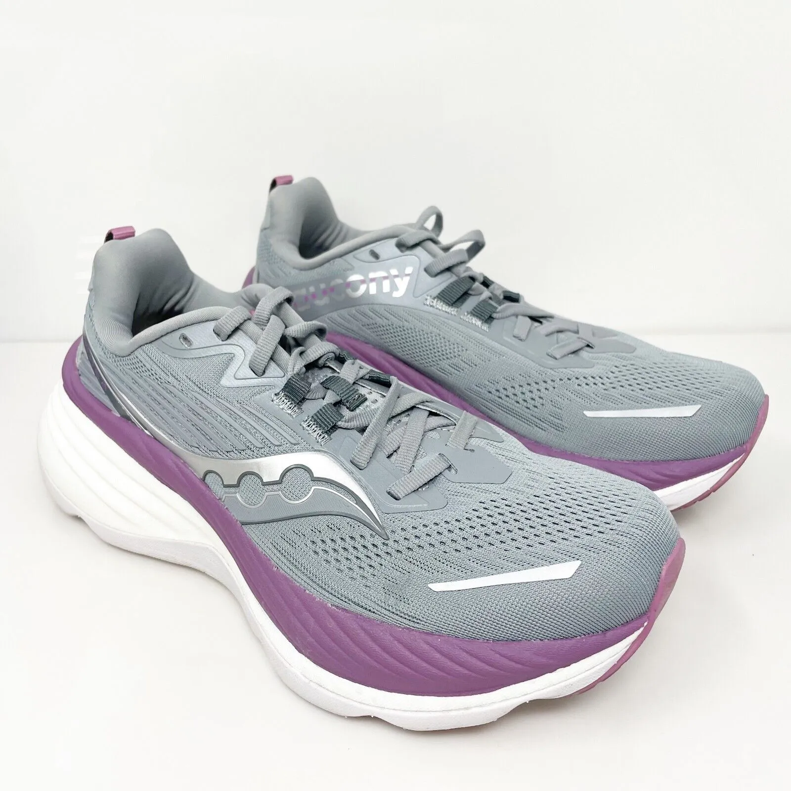 Saucony Womens Hurricane 24 S10933-240 Gray Running Shoes Sneakers Size 8