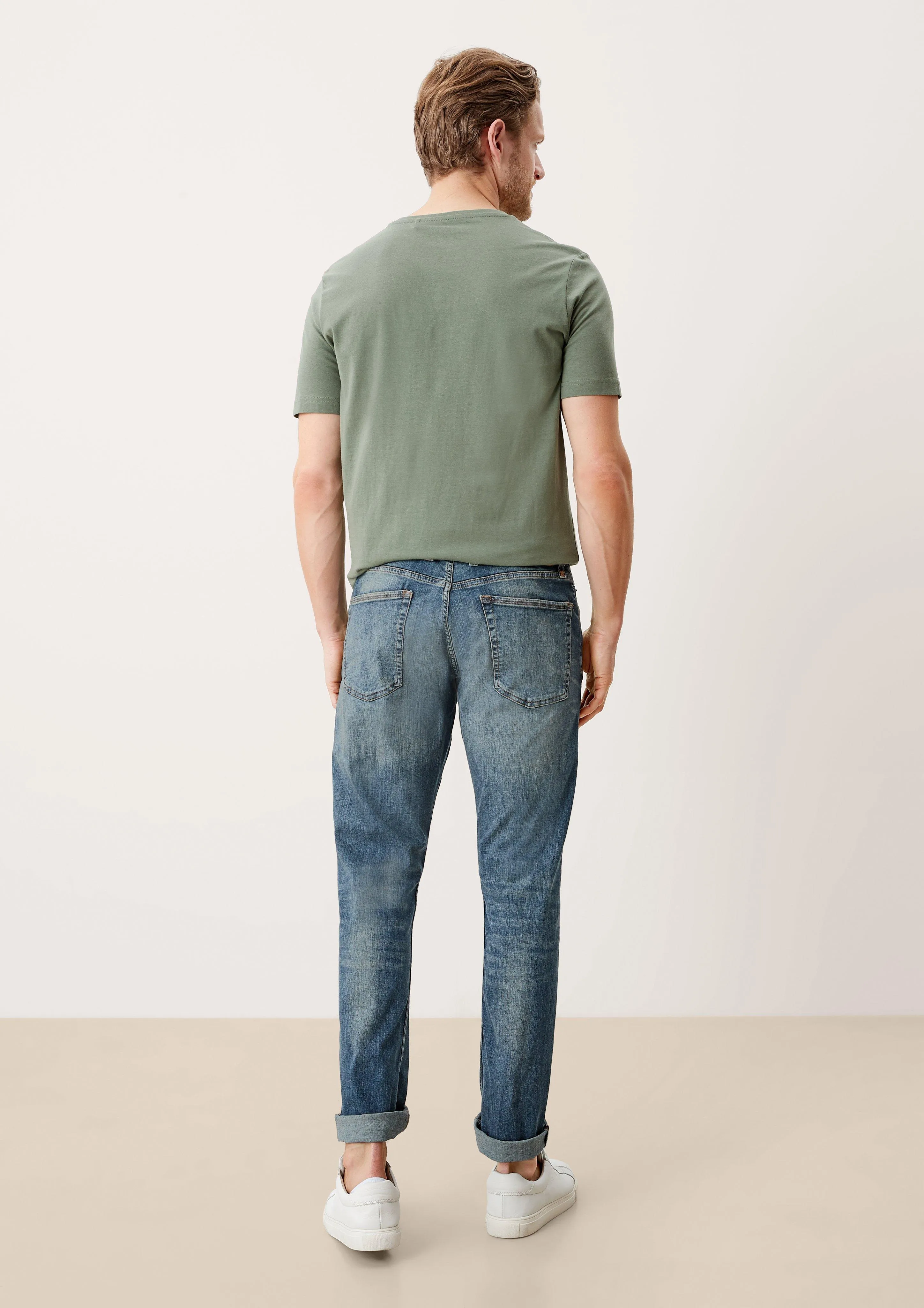 Slim fit: Five-pocket jeans in hyper stretch material