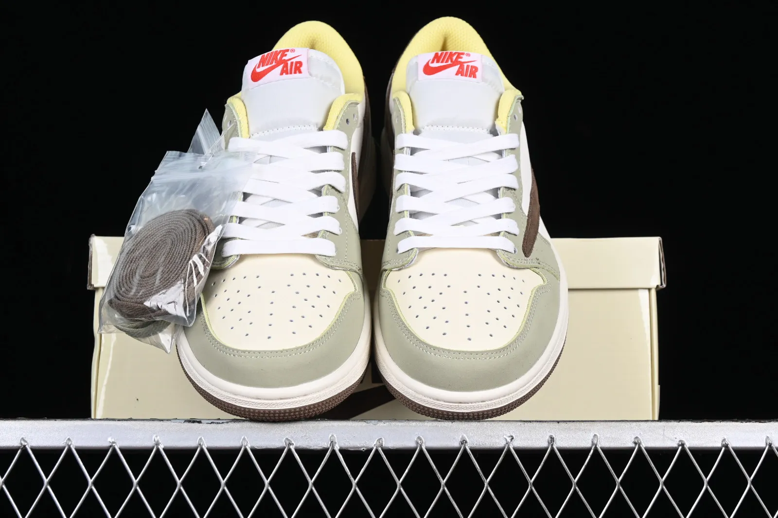 Travis Scott x Air Jordan 1 Low OG Brown Yellow Green DM7866-603