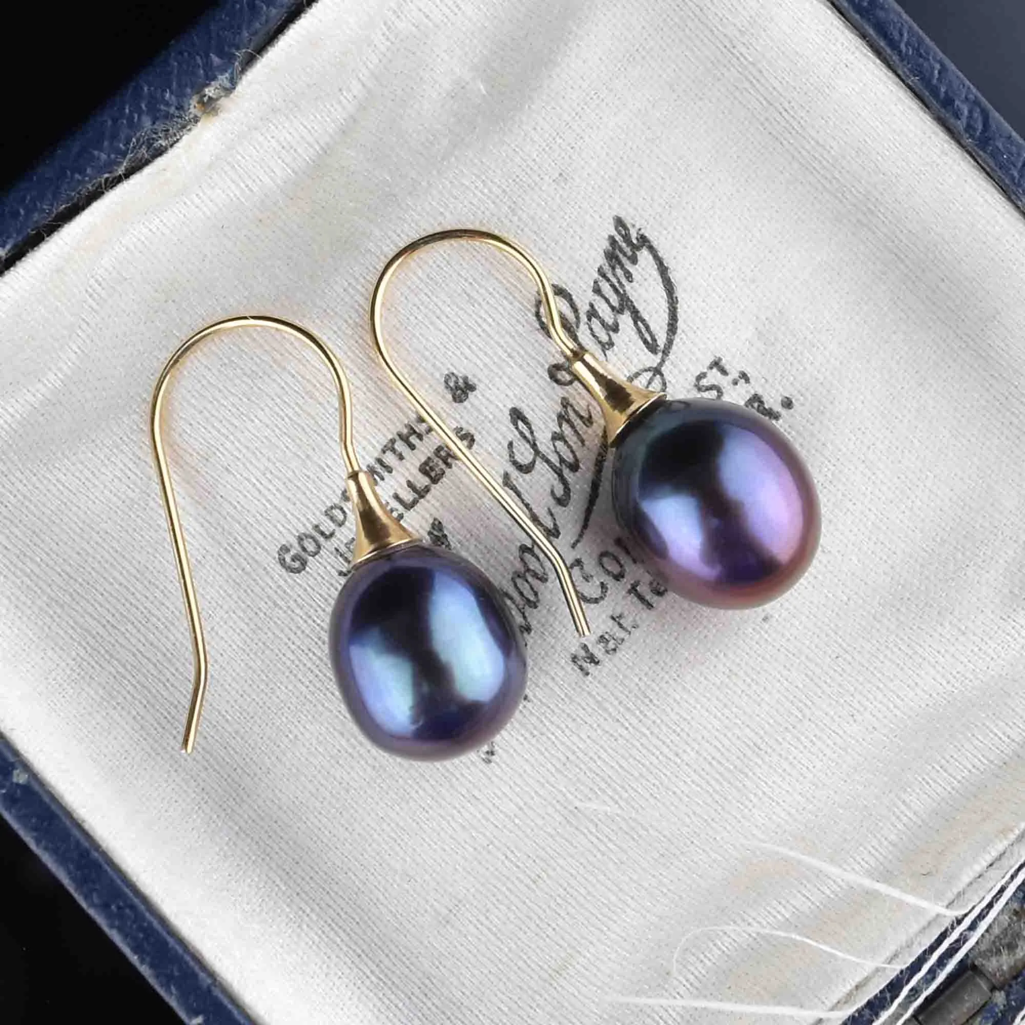 Vintage 14K Gold Black Pearl Earrings