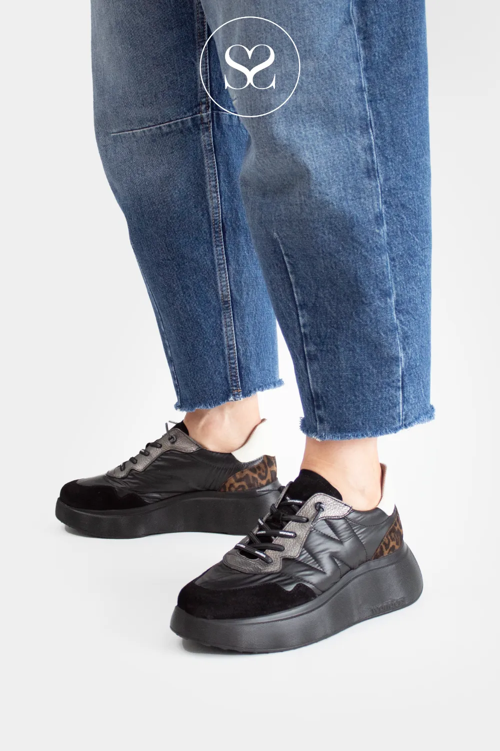WONDERS A-3610 BLACK & LEOPARD CHUNKY PULL ON TRAINERS