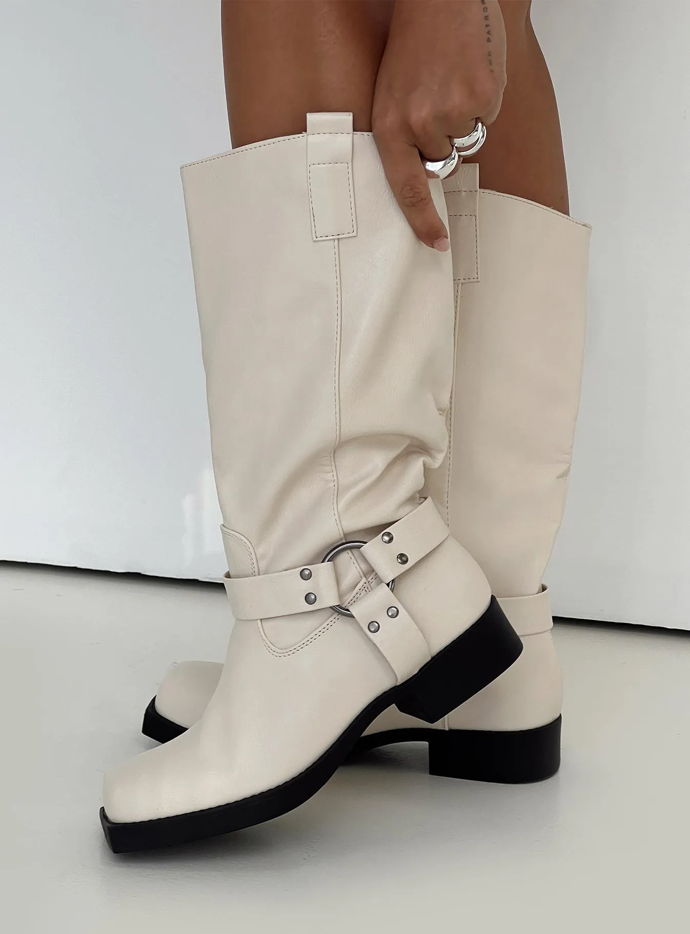 Wrecked Western Boots Cream