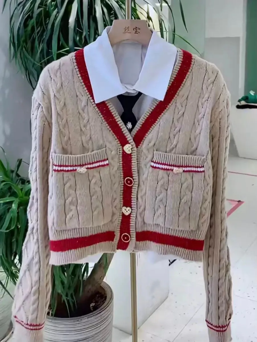 Xiaoxiangfeng contrasting color knitted cardigan women's autumn and winter new loose and stylish striped v-neck short twist swea